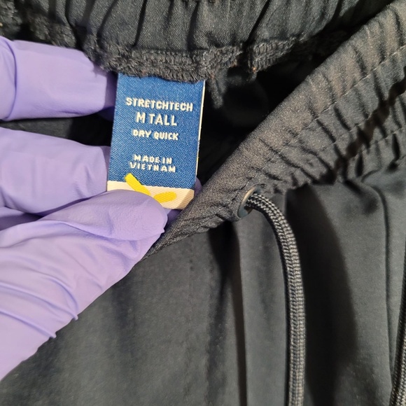 Women navy blue Cargo Crop Joggers - Picture 3 of 3